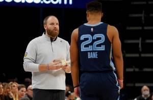 常规赛各大个人奖项预测:约基奇MVP,26年后DPOY重归后卫